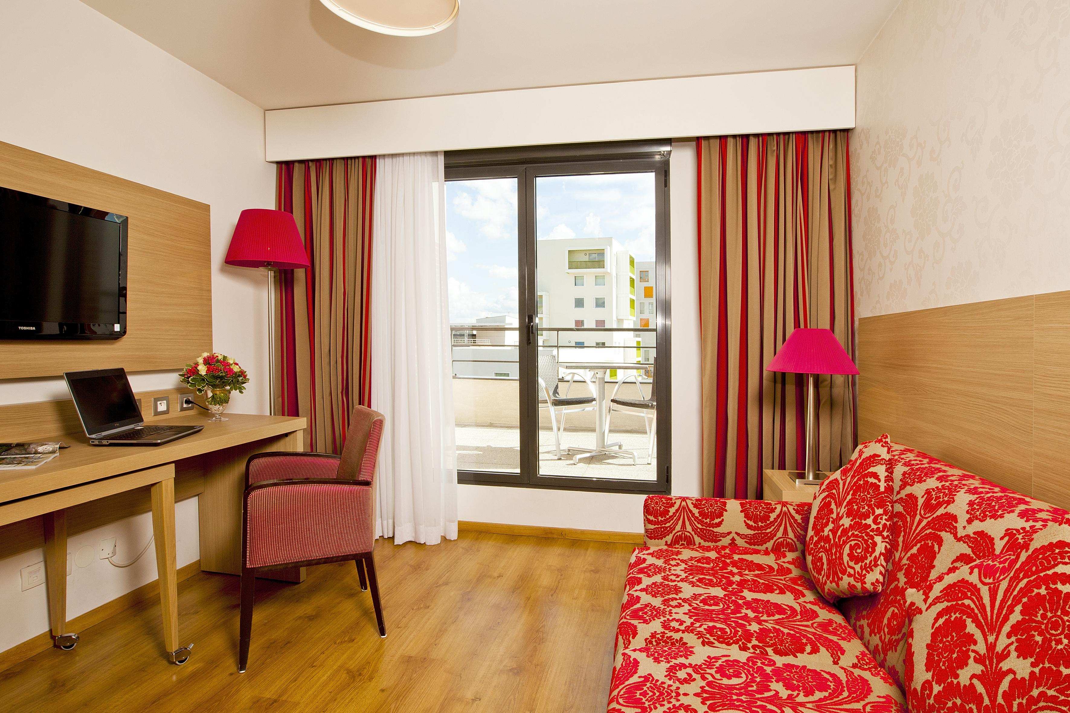 Residhome Paris-Evry Courcouronnes Екстериор снимка