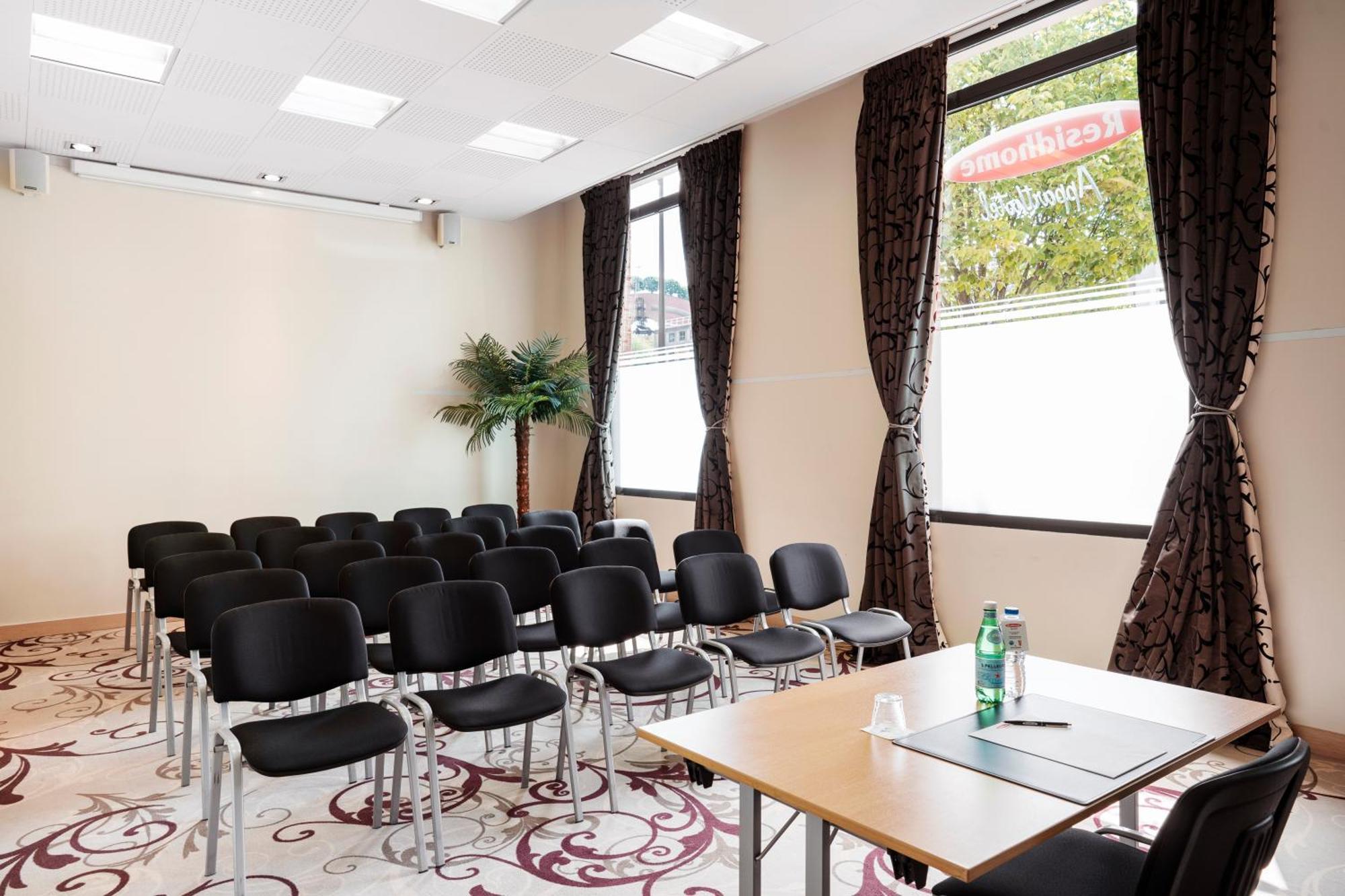 Residhome Paris-Evry Courcouronnes Екстериор снимка